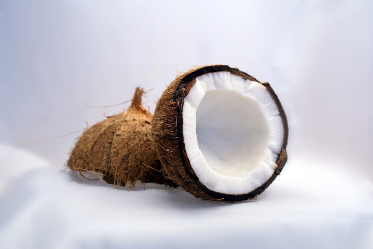 Olej kokosowy- czy jest zdrowy i czy warto go spożywać?